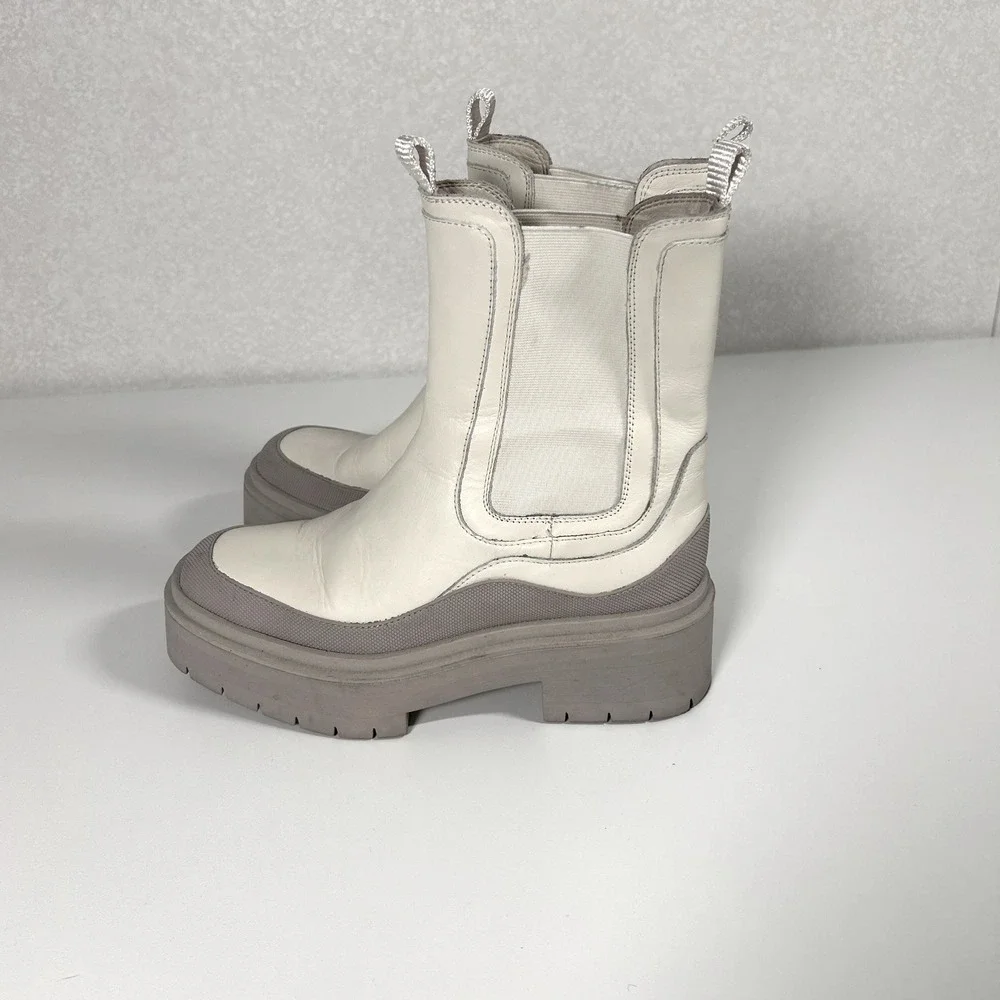 Sam Edelman Lulia Boots Women's US 7 Ivory cream Leather lugsole Chelsea - Picture 3 of 7